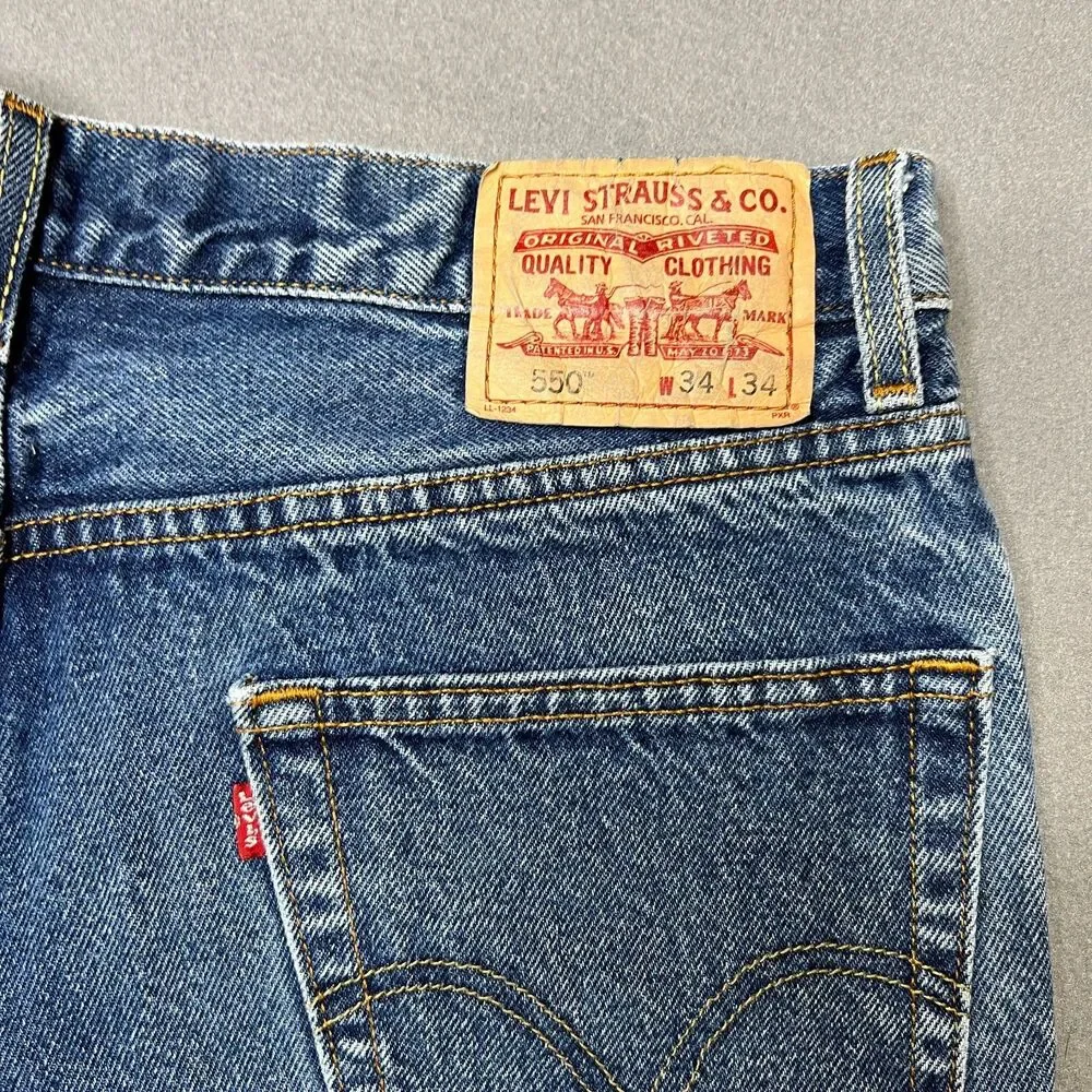 Levi's 550 Jeans Men 34x34 Blue Denim Light Wash Straight Leg Casual Relaxed-Fit